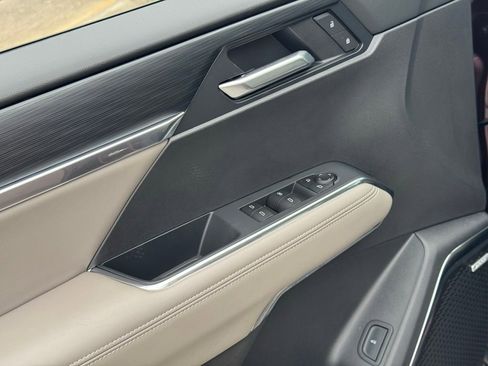 New 2026 GMC Acadia Elevation AWD/4WD image 18