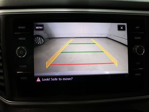 Used 2018 Volkswagen Atlas Launch Edition image 22