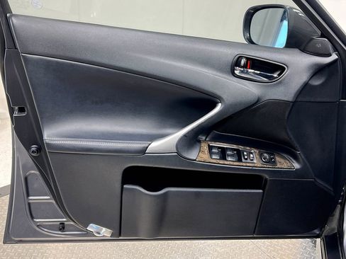 Used 2013 Lexus IS 250 AWD w/ Premium Pkg image 15