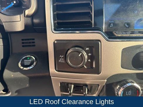 Certified 2022 Ford F250 Lariat w/ Black Appearance Package image 23