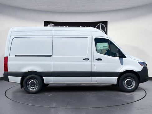 New 2025 Mercedes-Benz Sprinter 2500 image 6