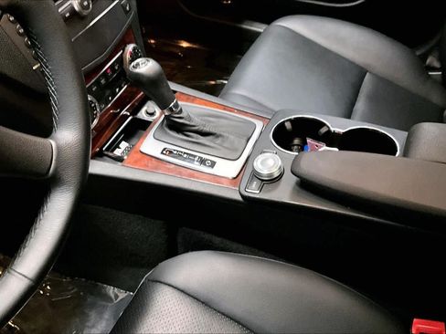 Used 2010 Mercedes-Benz C 300 4MATIC Sedan image 15