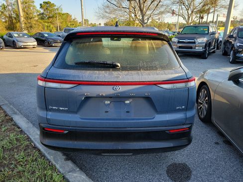 Certified 2025 Toyota Crown Signia XLE image 13