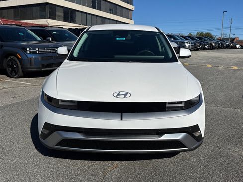 New 2026 Hyundai Ioniq 5 SE RWD image 3