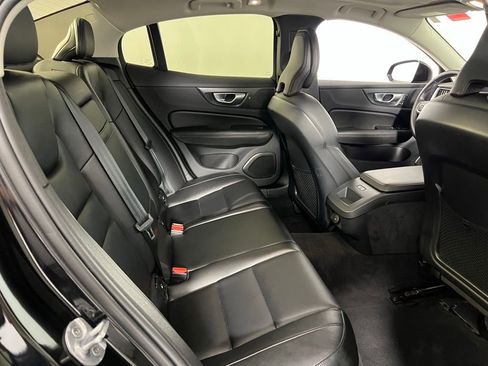 Used 2024 Volvo S60 B5 Core image 29