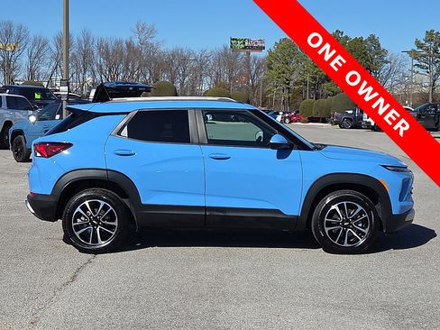 Used 2024 Chevrolet TrailBlazer LT w/ Driver Confidence Package image 6