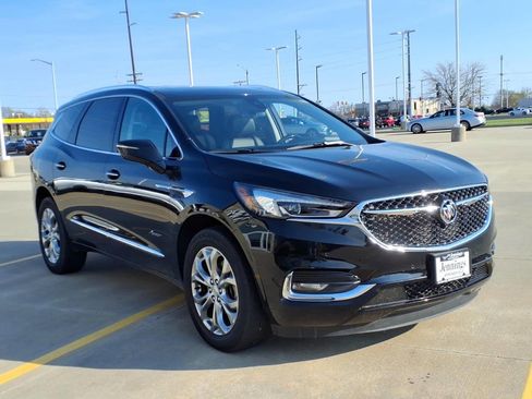 Used 2020 Buick Enclave Avenir w/ Avenir Technology Package image 6