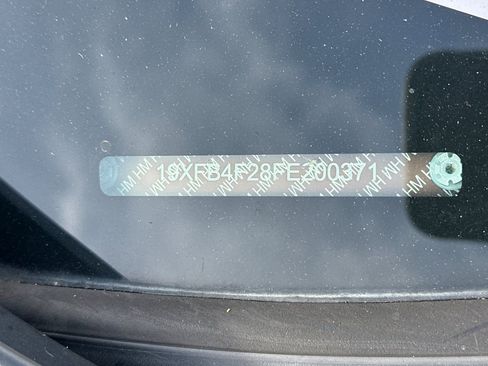 Used 2015 Honda Civic Hybrid Sedan image 2