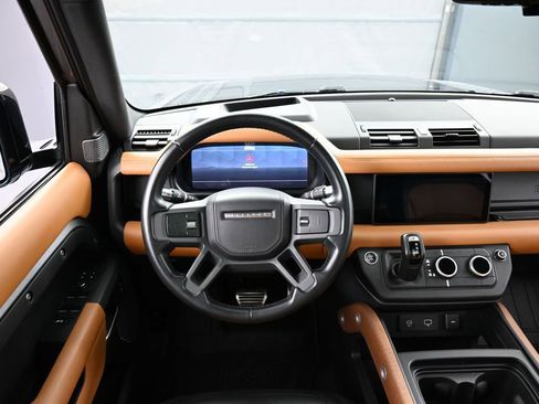 Used 2020 Land Rover Defender 110 X AWD/4WD image 17