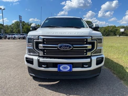 Used 2022 Ford F250 Limited image 2