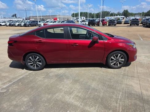 Certified 2025 Nissan Versa SV w/ Trunk Package FWD image 6
