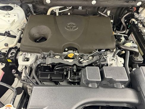 Used 2025 Toyota RAV4 LE FWD image 31