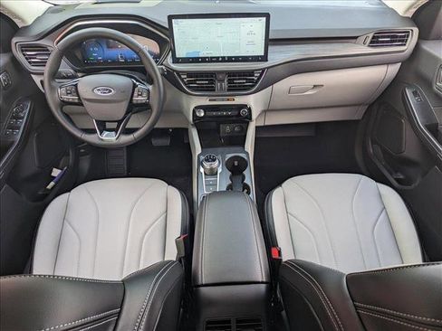 New 2025 Ford Escape SE w/ PHEV Premium Package image 13