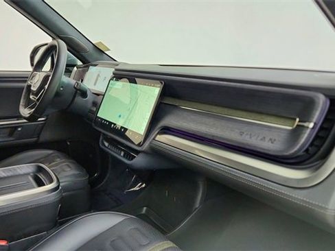 Used 2025 Rivian R1S Adventure image 21