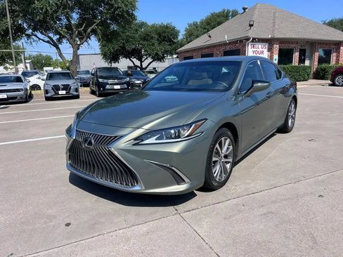 Used 2020 Lexus ES 350 w/ Accessory Package 2 FWD image 4