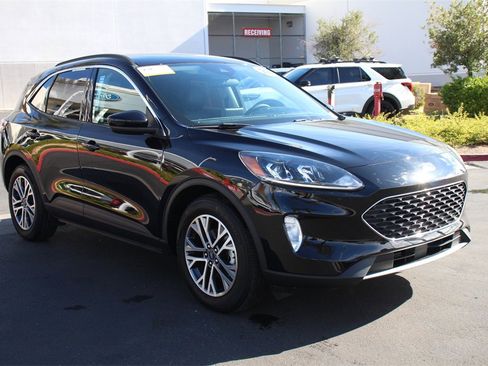 Used 2022 Ford Escape SEL w/ Technology Package image 11