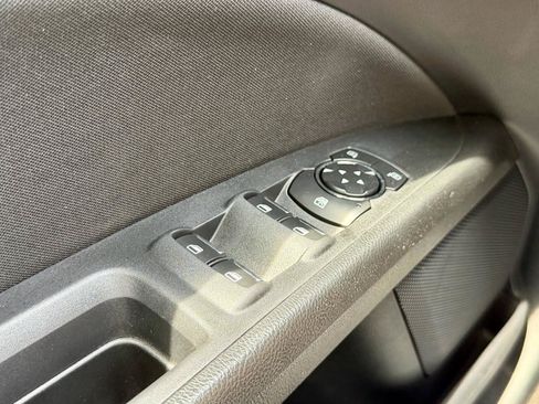 Used 2020 Ford Fusion SE FWD image 25