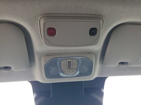 Used 2026 RAM ProMaster 2500 w/ Convenience Group FWD image 22
