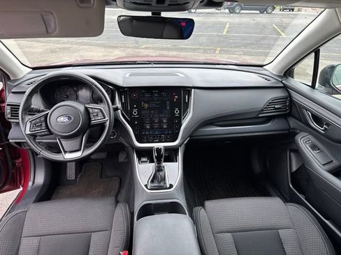 Used 2024 Subaru Outback Premium AWD/4WD image 11