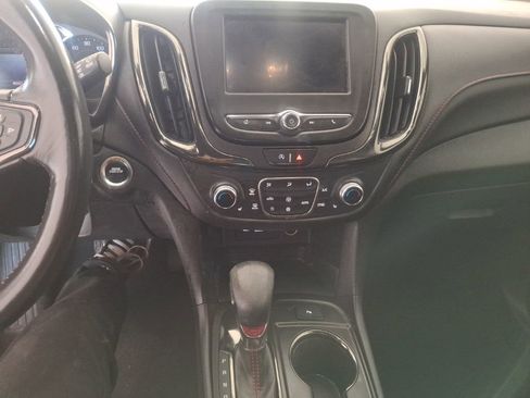 Used 2022 Chevrolet Equinox RS FWD image 16