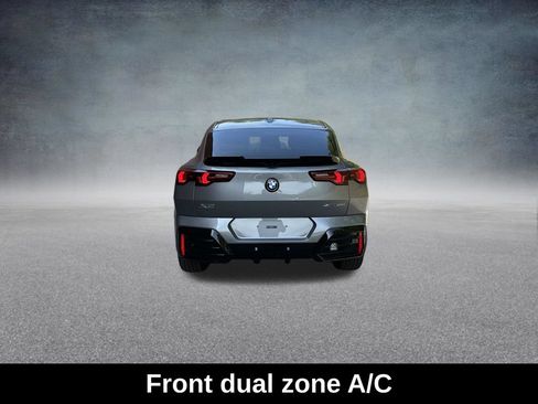 Used 2026 BMW X2 xDrive28i AWD/4WD image 9