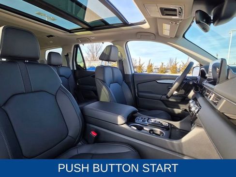 New 2025 Honda Pilot Touring image 13