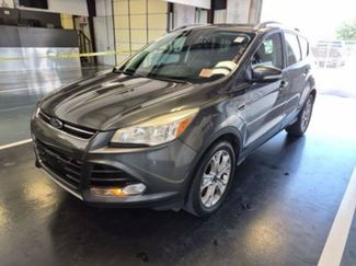 Used 2016 Ford Escape Titanium FWD video 1