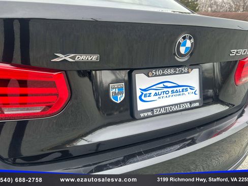 Used 2017 BMW 330i xDrive Sedan image 11