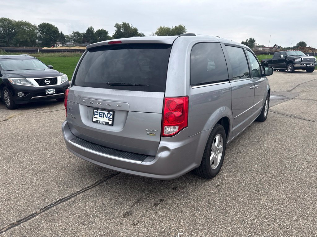 Used 2013 Dodge Grand Caravan Crew FWD image 7