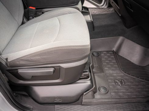 Used 2023 RAM 2500 Big Horn w/ Cold Weather Group image 30