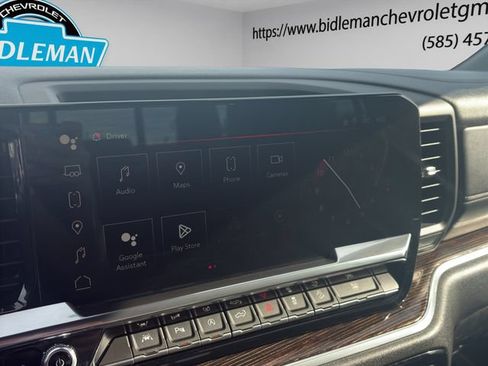 Used 2024 GMC Sierra 1500 Elevation w/ Preferred Package AWD/4WD image 17