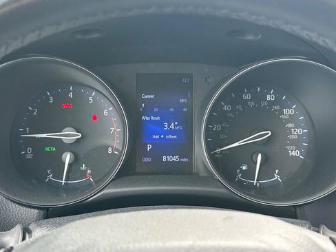 Used 2018 Toyota C-HR XLE image 28