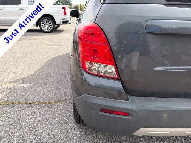 Used 2016 Chevrolet Trax LT w/ LT Convenience Package FWD image 15