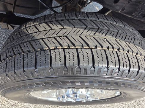 Used 2005 Ford F250 XL RWD image 7