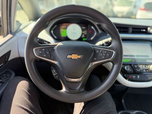 Used 2020 Chevrolet Bolt LT image 6