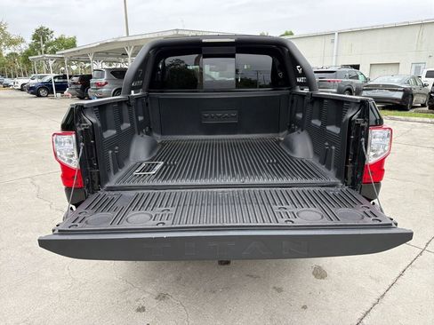 Used 2024 Nissan Titan SV w/ SV Bronze Edition Package image 34