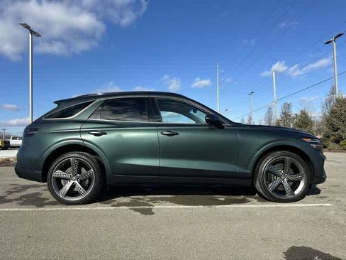 Used 2023 Genesis GV70 3.5T Sport w/ Sport Prestige Package image 3