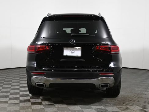 Used 2022 Mercedes-Benz GLB 250 4MATIC image 6