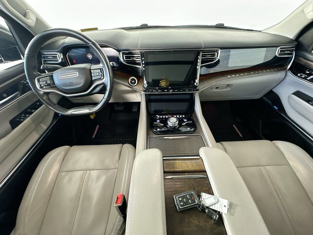 Used 2022 Jeep Grand Wagoneer Series I AWD/4WD image 10