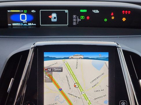 Used 2022 Toyota Prius Prime XLE image 14