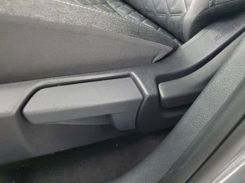 Used 2026 Nissan Kicks SV w/ SV Premium Package FWD image 31
