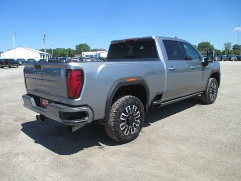 New 2026 GMC Sierra 2500 Denali Ultimate AWD/4WD image 5