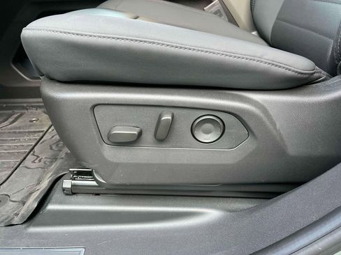Used 2024 GMC Hummer EV 3X AWD/4WD image 26
