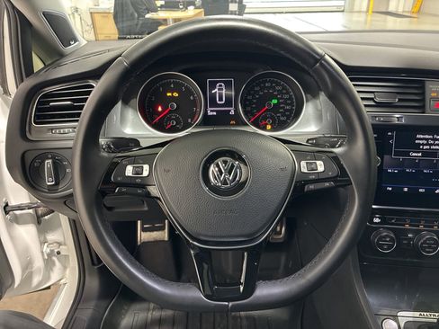 Used 2019 Volkswagen Golf Alltrack SEL AWD/4WD image 8