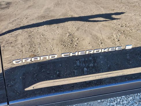 New 2026 Jeep Grand Cherokee L Laredo RWD image 8