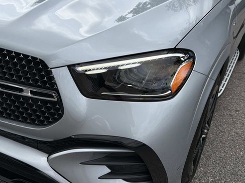 Certified 2025 Mercedes-Benz GLE 450e 4MATIC image 9