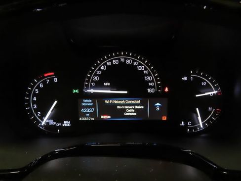 Used 2019 Cadillac XT5 FWD image 17