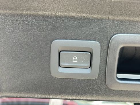 Used 2025 MAZDA CX-30 AWD 2.5 S w/ Select Sport Pkg image 30