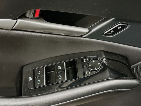 Used 2024 MAZDA CX-30 AWD 2.5 S w/ Select Sport Pkg image 15