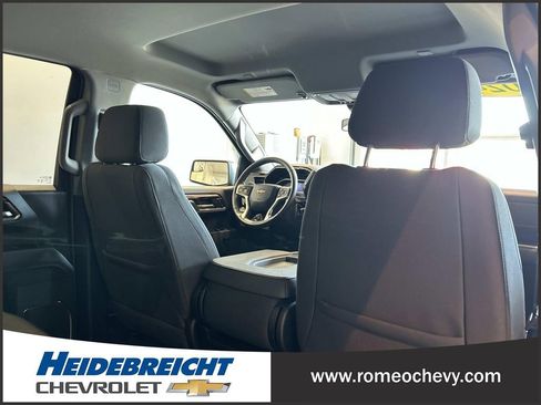 Used 2024 Chevrolet Silverado 1500 LT AWD/4WD image 30